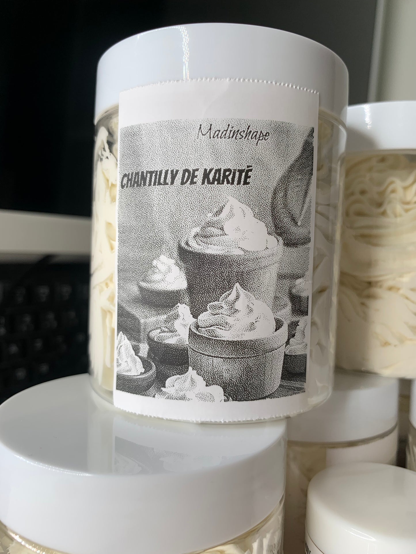 CHANTILLY DE KARITÉ