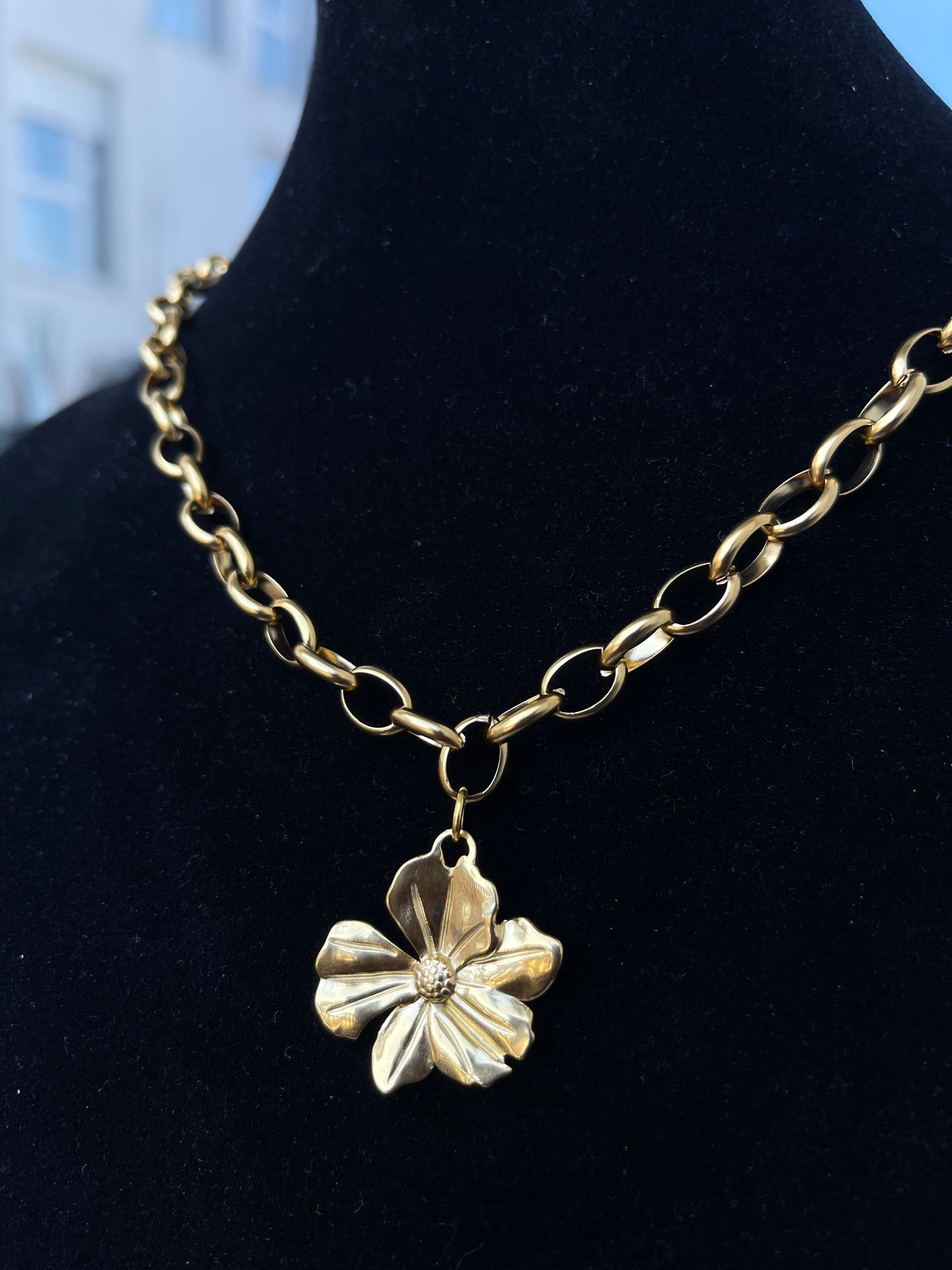 Fleur d'acier