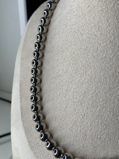 Perles d’acier